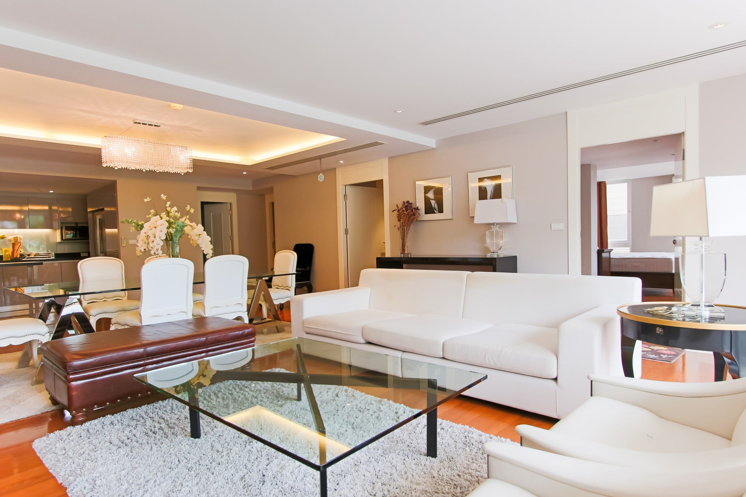 Captivating Three Bedroom Condo For Rent In Thong Lor-2