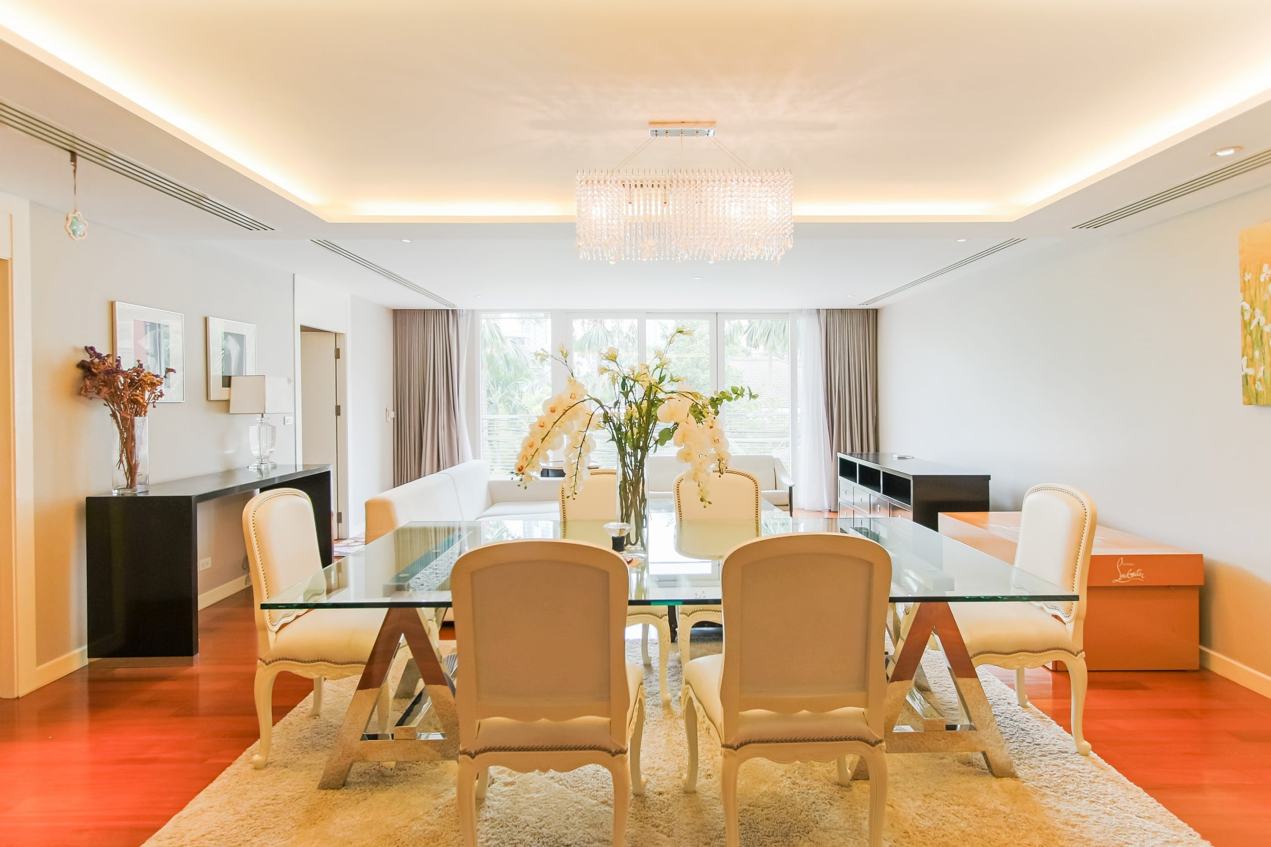 [:en]Captivating Three Bedroom Condo For Rent In Thong Lor[:TH]คอนโดหรูสามห้องนอนให้เช่าหรือขายในใจกลางทองหล่อ[:]