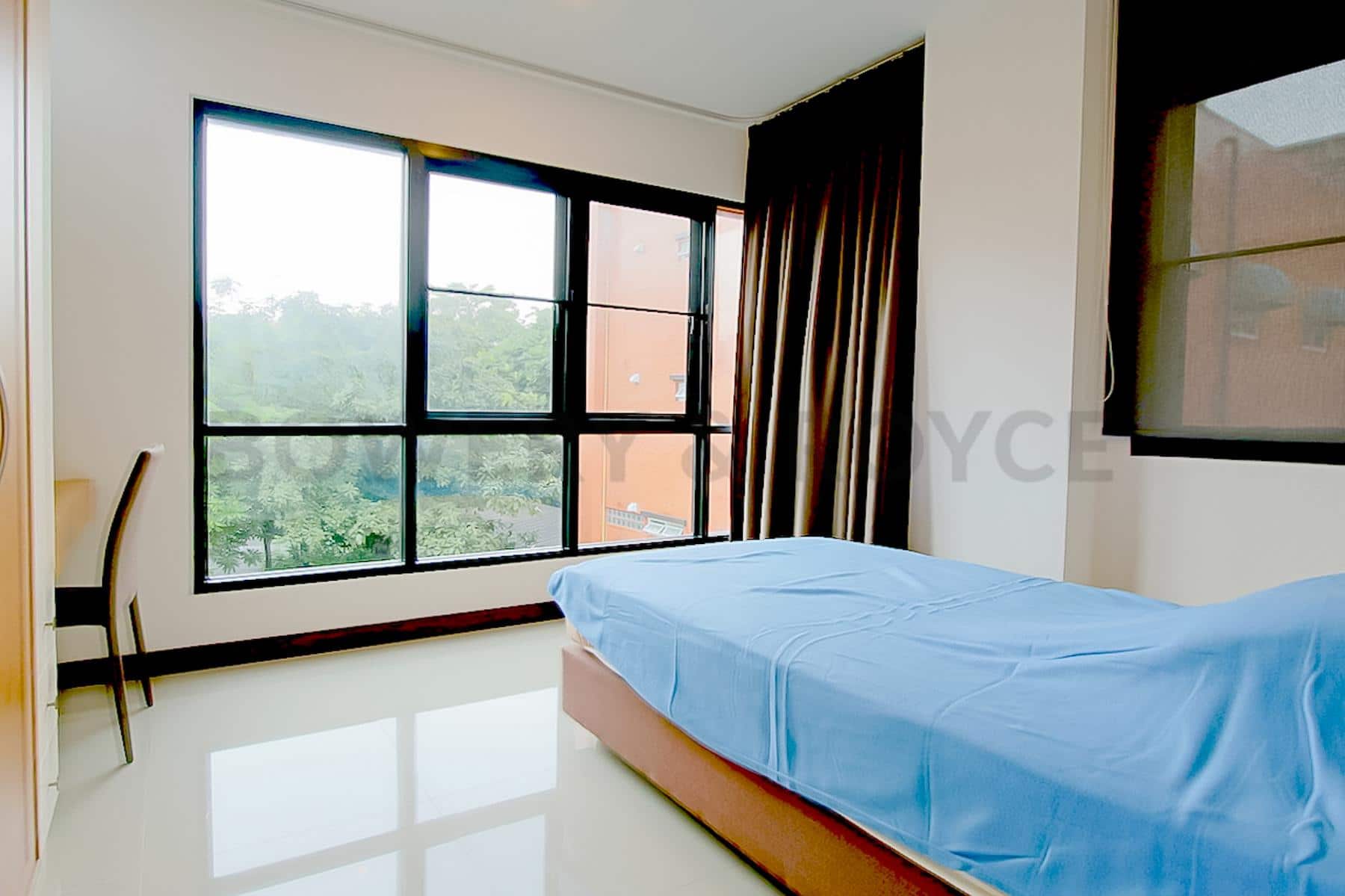Immaculate & Spacious Two Bedroom Condo for Rent in Ekkamai-8
