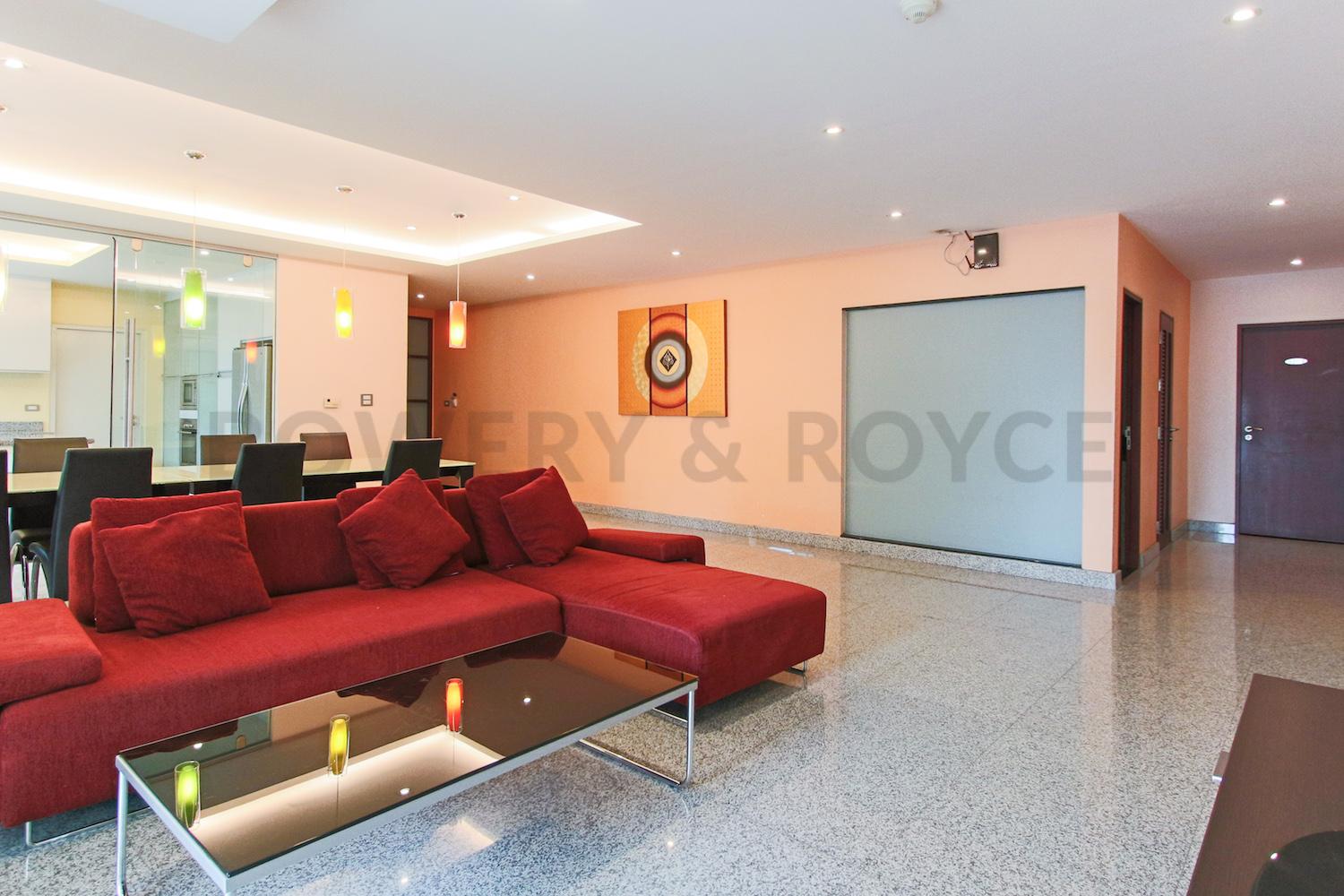 [:en]Large Three Bedroom Condo for Rent in Phra Khanong-2[:TH]อพาร์ทเมนท์สามห้องนอนให้เช่าที่พระโขนง[:]