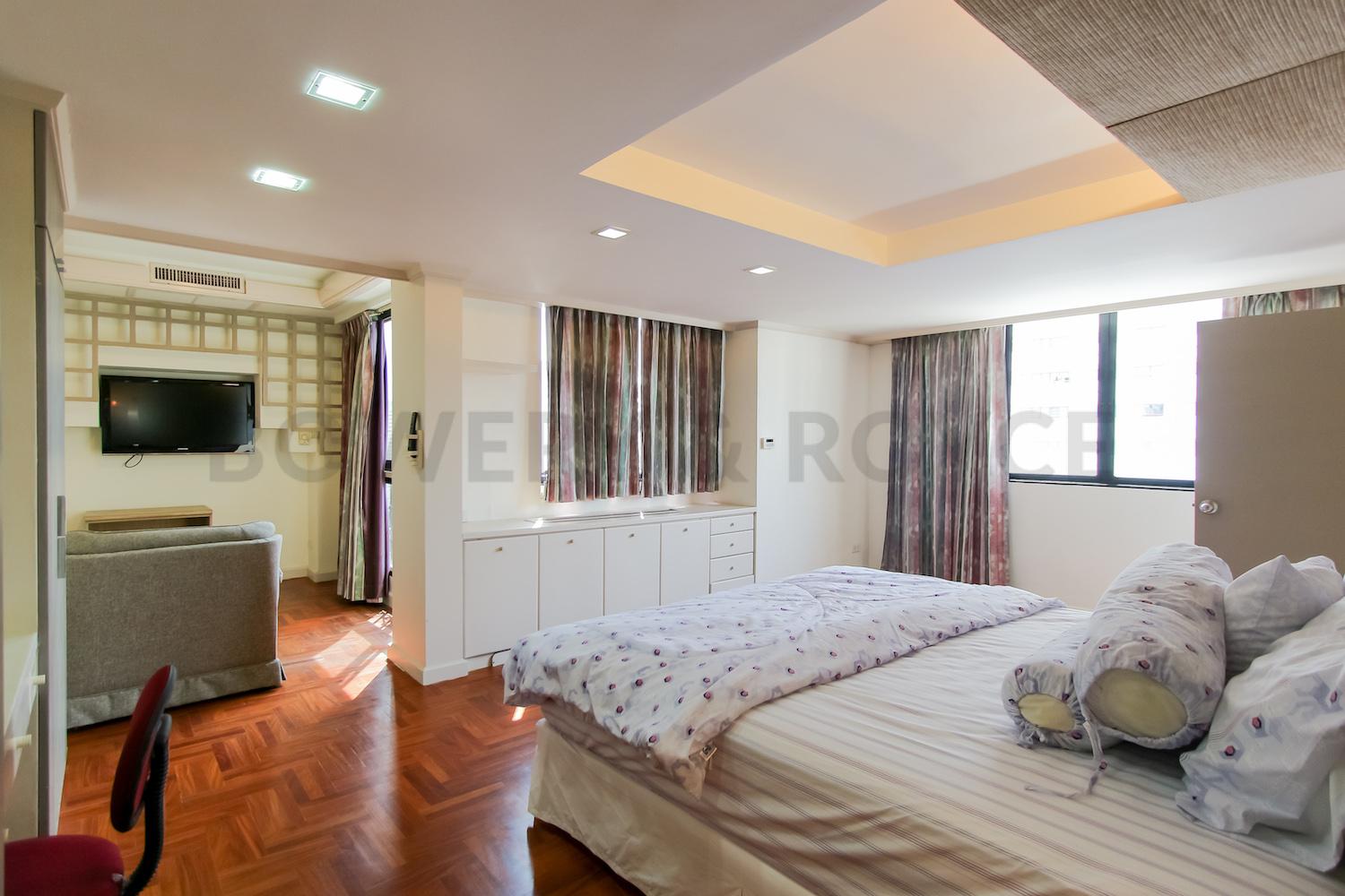 Lovely-Two-Bedroom-Duplex-Condo-for-Rent-in-ThongLor-46