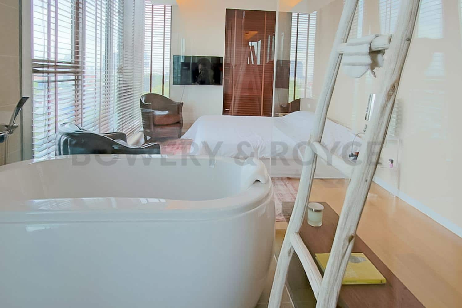 sophiticate-tree-bedroom-condo-for-rent-in-phromphong-11