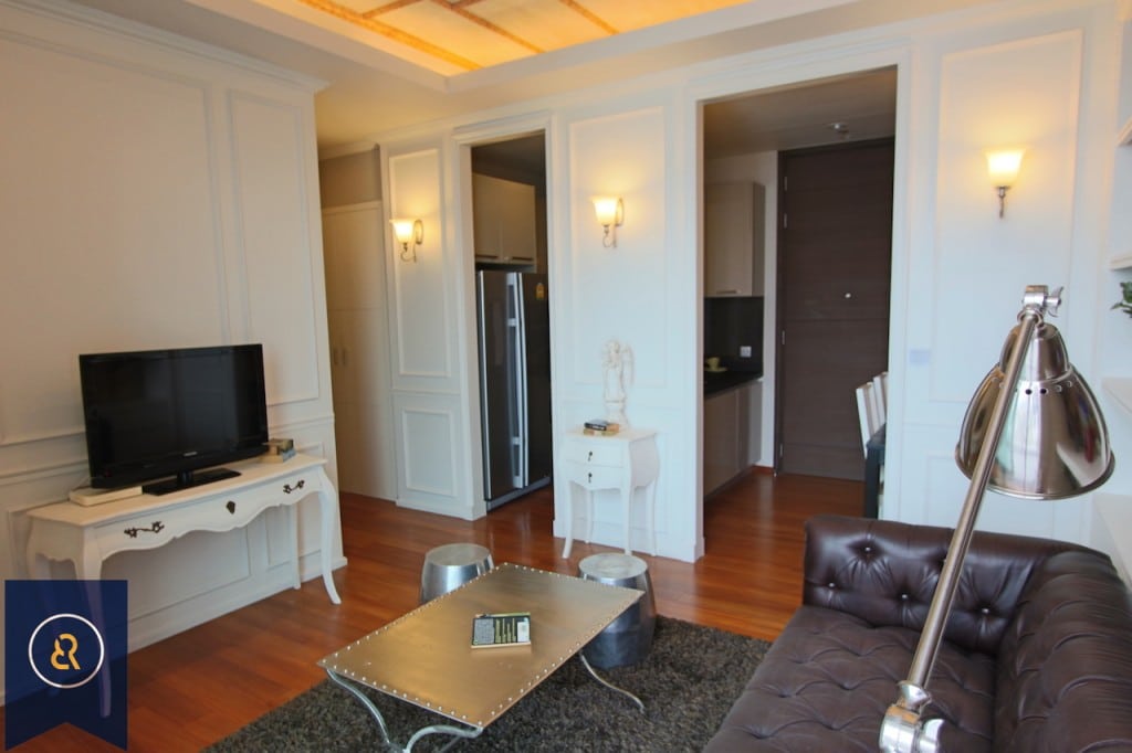 Alluring-Great-Location-Two-Bedroom-Condo-for-Rent-in-Thong-Lor-3-1024x682