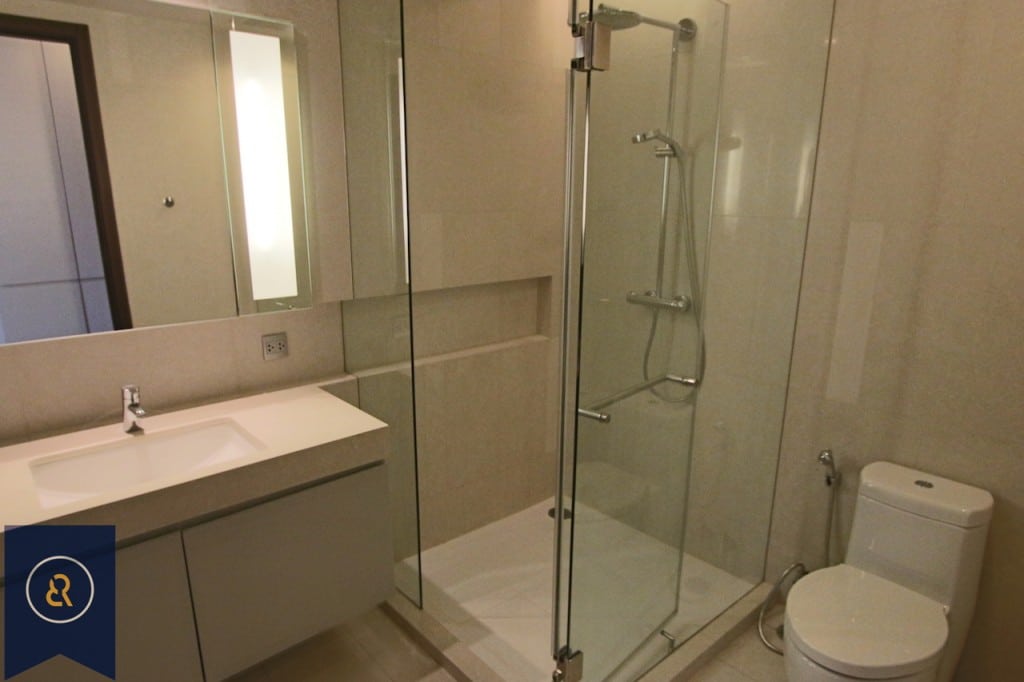 Alluring-Great-Location-Two-Bedroom-Condo-for-Rent-in-Thong-Lor-6-1024x682