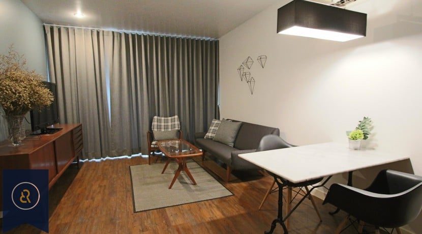 Beautiful-finished-vintage-style-one-bedroom-condo-for-rent-in-thong-lor-2-830x460