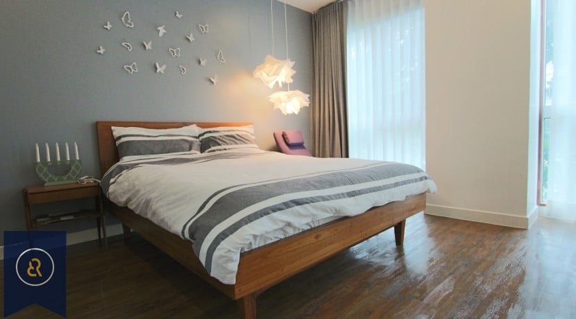Beautiful-finished-vintage-style-one-bedroom-condo-for-rent-in-thong-lor-6-830x460
