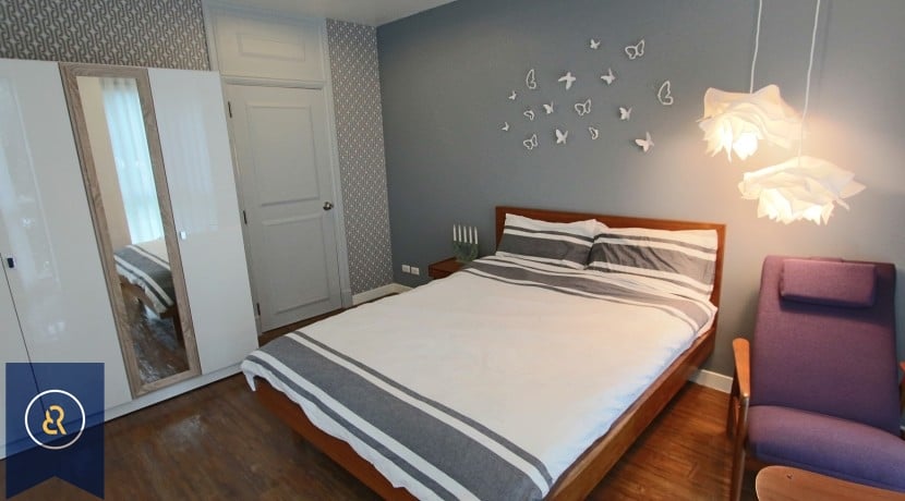 Beautiful-finished-vintage-style-one-bedroom-condo-for-rent-in-thong-lor-8-830x460