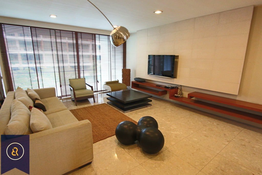 Great-Space-Three-Bedroom-Condo-for-Rent-in-Phrah-Khanong-8-1024x683
