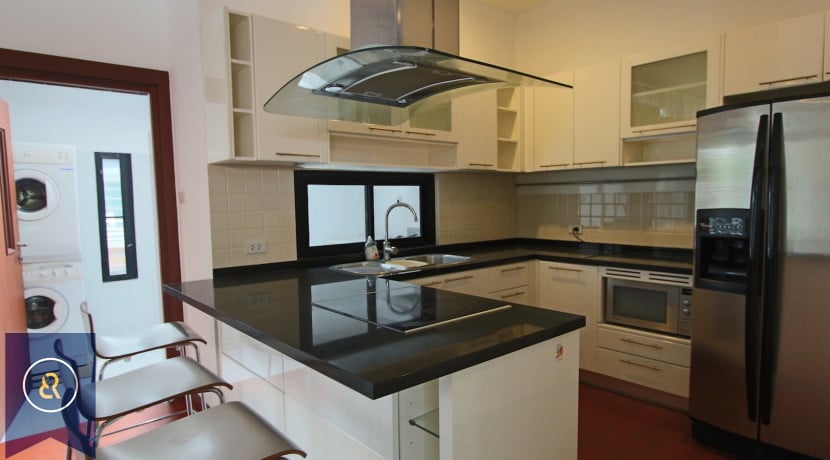 Modern-Three-Bedroom-Duplex-for-Rent-in-Thong-Lor-with-Private-Pool-11-830x460