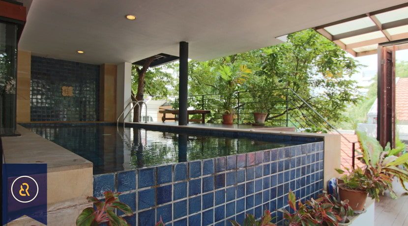 Modern-Three-Bedroom-Duplex-for-Rent-in-Thong-Lor-with-Private-Pool-3-830x460