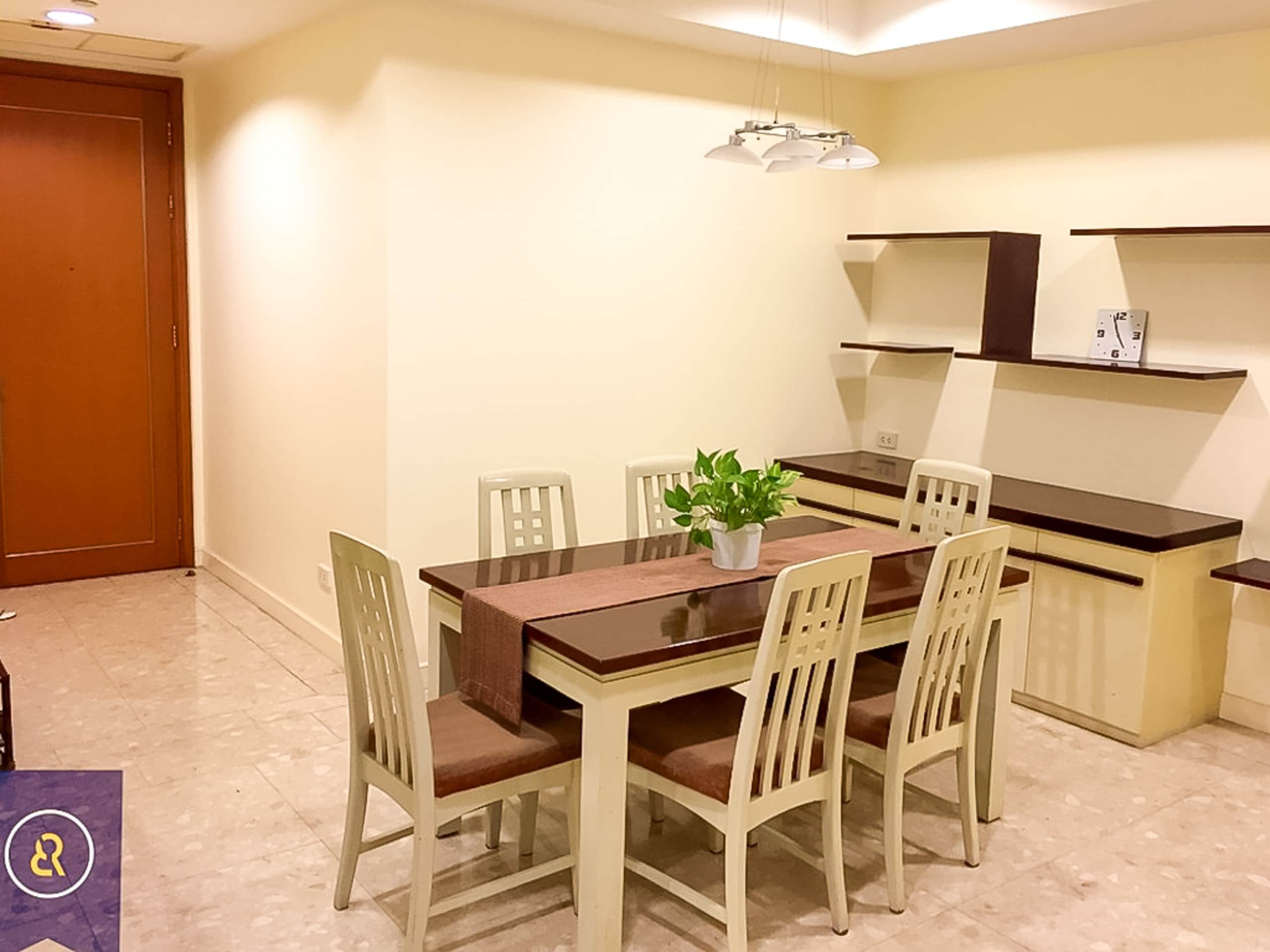 Two-Bedroom-Condo-for-Rent-in-Prime-Location-Thong-Lor-dining-table-for-six-seats-dining-area-2-1024x768