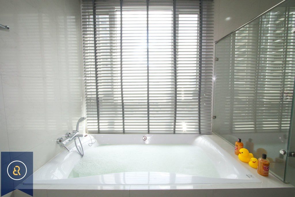 beautiful-three-bedroom-for-rent-in-phrom-phong-17-1024x683