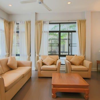 charming-four-bedroom-house-for-rent-in-thonglor-1