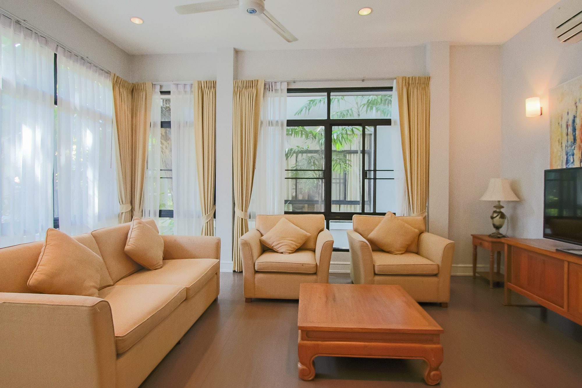 charming-four-bedroom-house-for-rent-in-thonglor-1