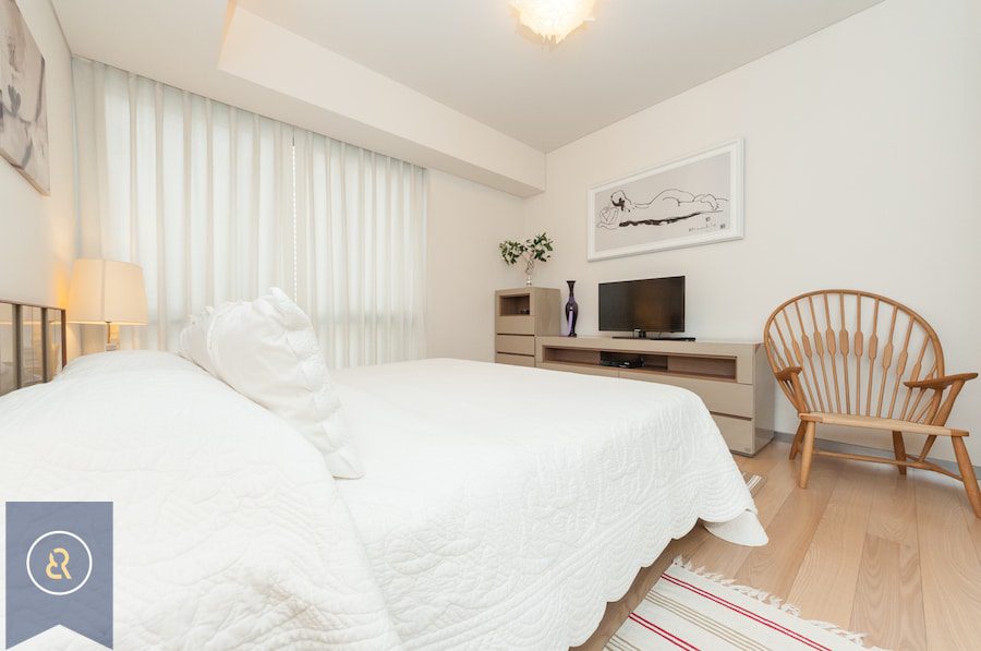 luxurious-three-bedroom-condo-for-rent-in-phrom-pong-master-bedroom-decor