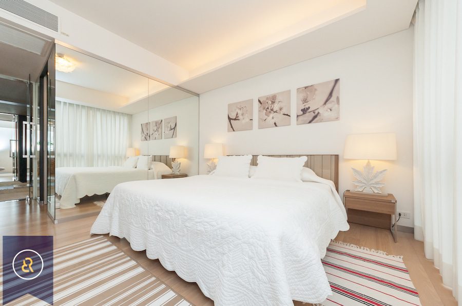 luxurious-three-bedroom-condo-for-rent-in-phrom-pong-master-bedroom