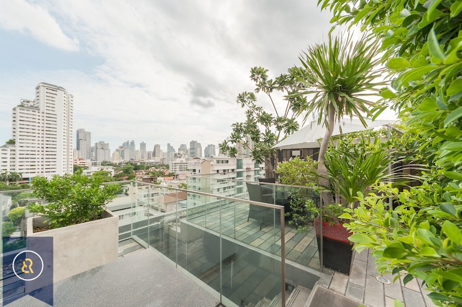 luxurious-three-bedroom-condo-for-rent-in-phrom-pong-roof-top-terrace