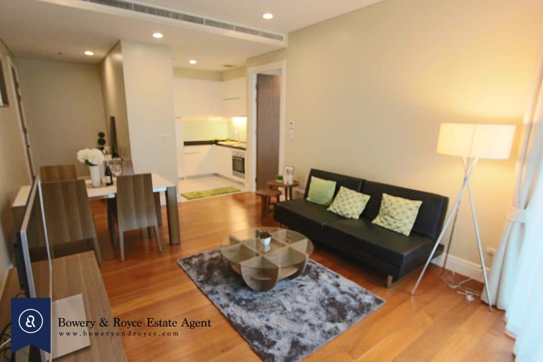 modern-two-bedroom-condo-for-rent-in-Phromphong-01