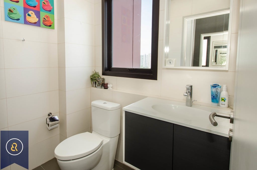 stylish-one-bedroom-condo-in-phrah-kha-nong-10-1024x678