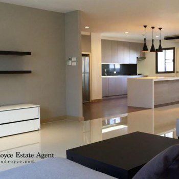 well-loved-three-bedroom-condo-for-rent-in-thonglor-4-830x460