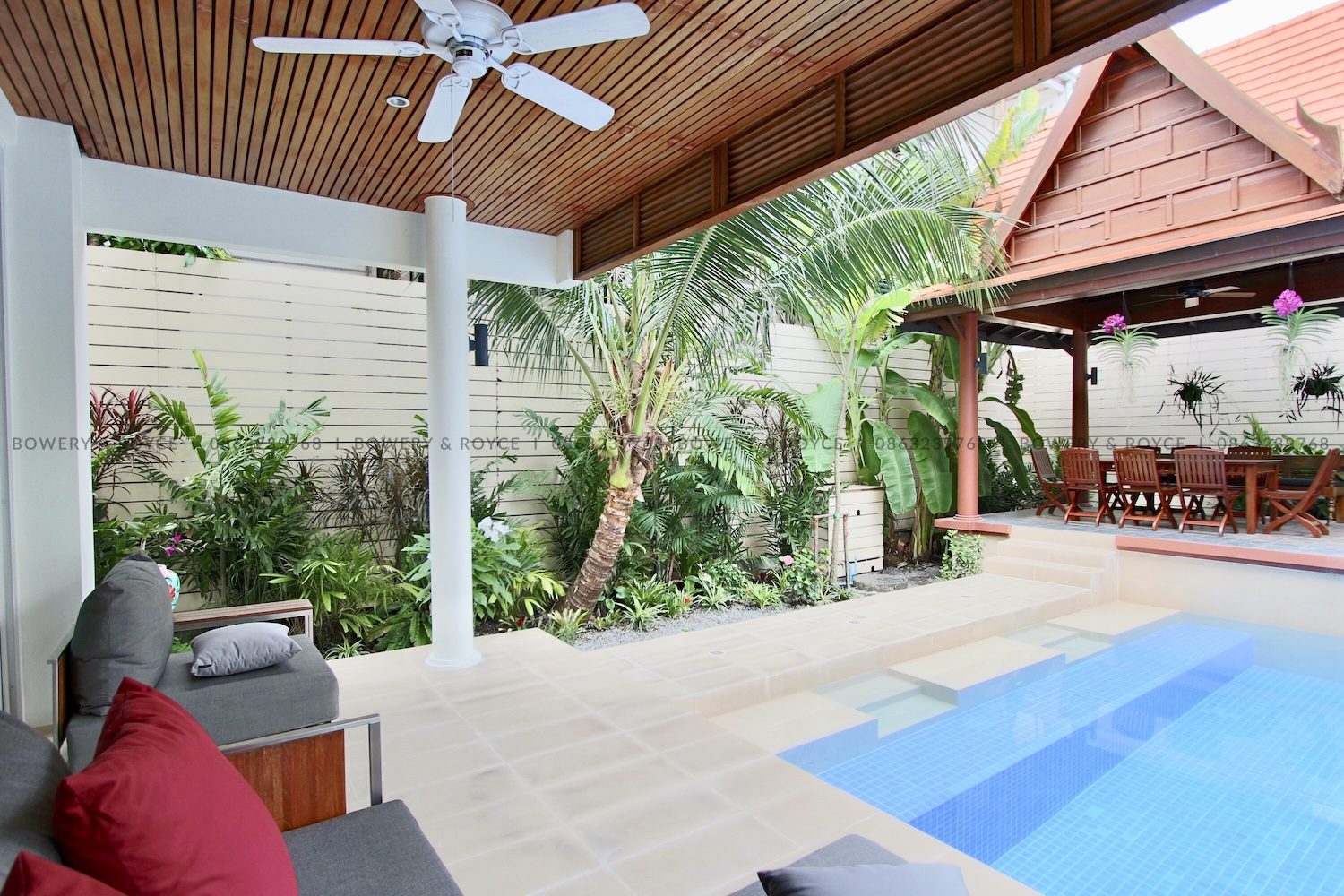 Beautiful Four Bedroom Villa with Private Pool for rent in Phrom Phong