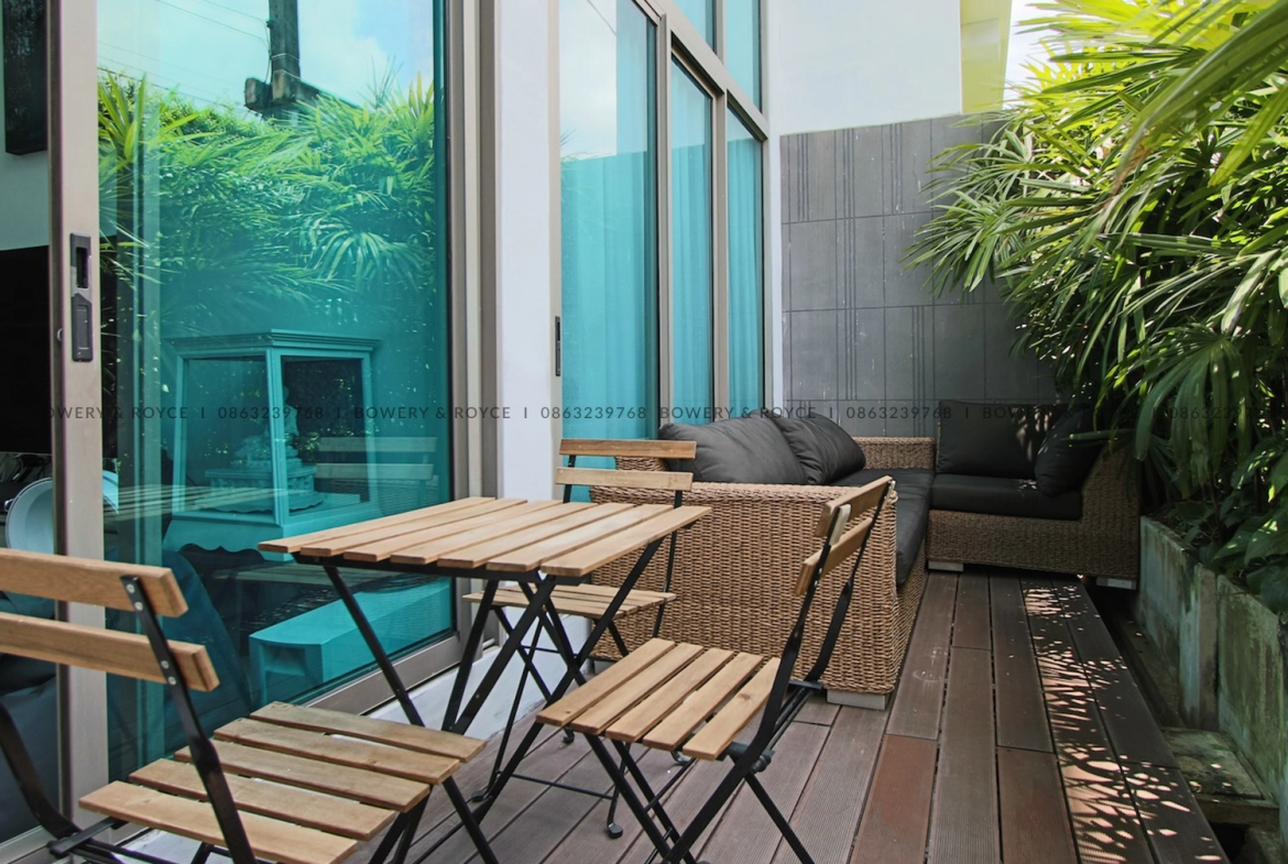 Charming Two Bedroom Duplex for Sale in Siamese Thirty Nine Phrom Phong
