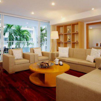 Beautiful-four-bedroom-plus-maid-for-rent-in-Ekkamai-0-830x460