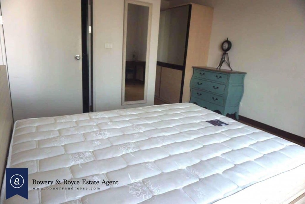 CHIC-ONE-BEDROOM-CONDO-FOR-RENT-IN-THONGLOR-3-1024x684