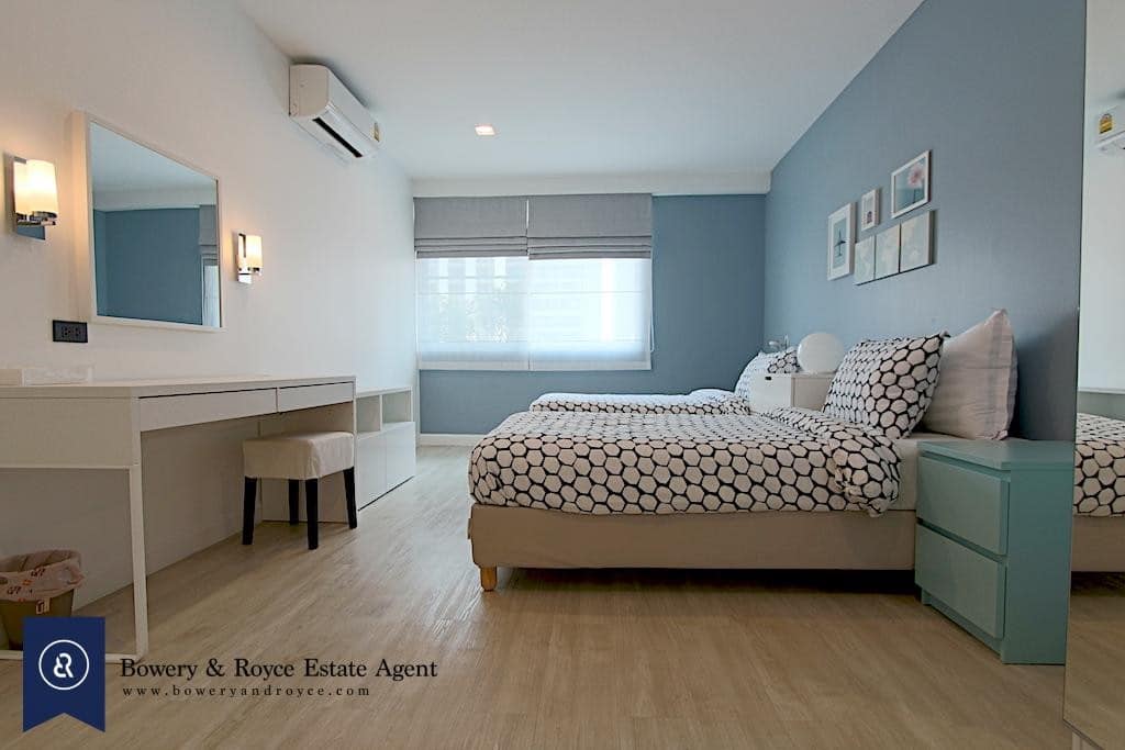 Chic-and-stylish-two-bedroom-condo-for-rent-in-phromphong-10-1-1024x683
