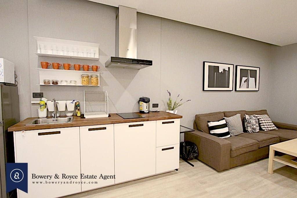 Chic-and-stylish-two-bedroom-condo-for-rent-in-phromphong-5-1-1024x683