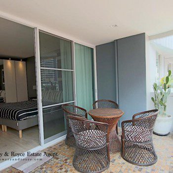 Chic-and-stylish-two-bedroom-condo-for-rent-in-phromphong-8-1-1024x683