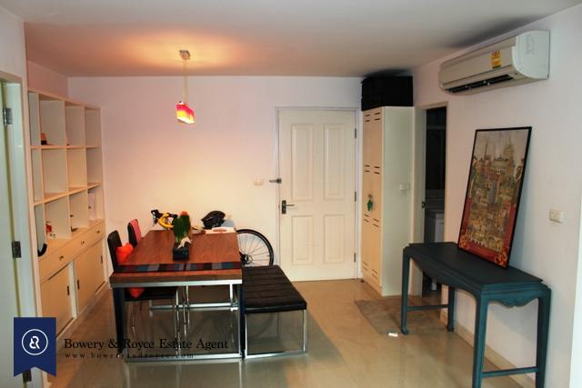 Condo one bedroom condo for rent in Thong lor