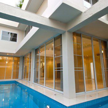 Modern Four Bedroom Detached House with Private Pool For Rent in Thong Lor