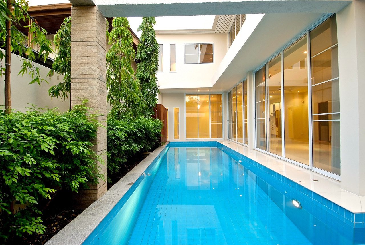 Modern Four Bedroom Detached House with Private Pool For Rent in Thong Lor