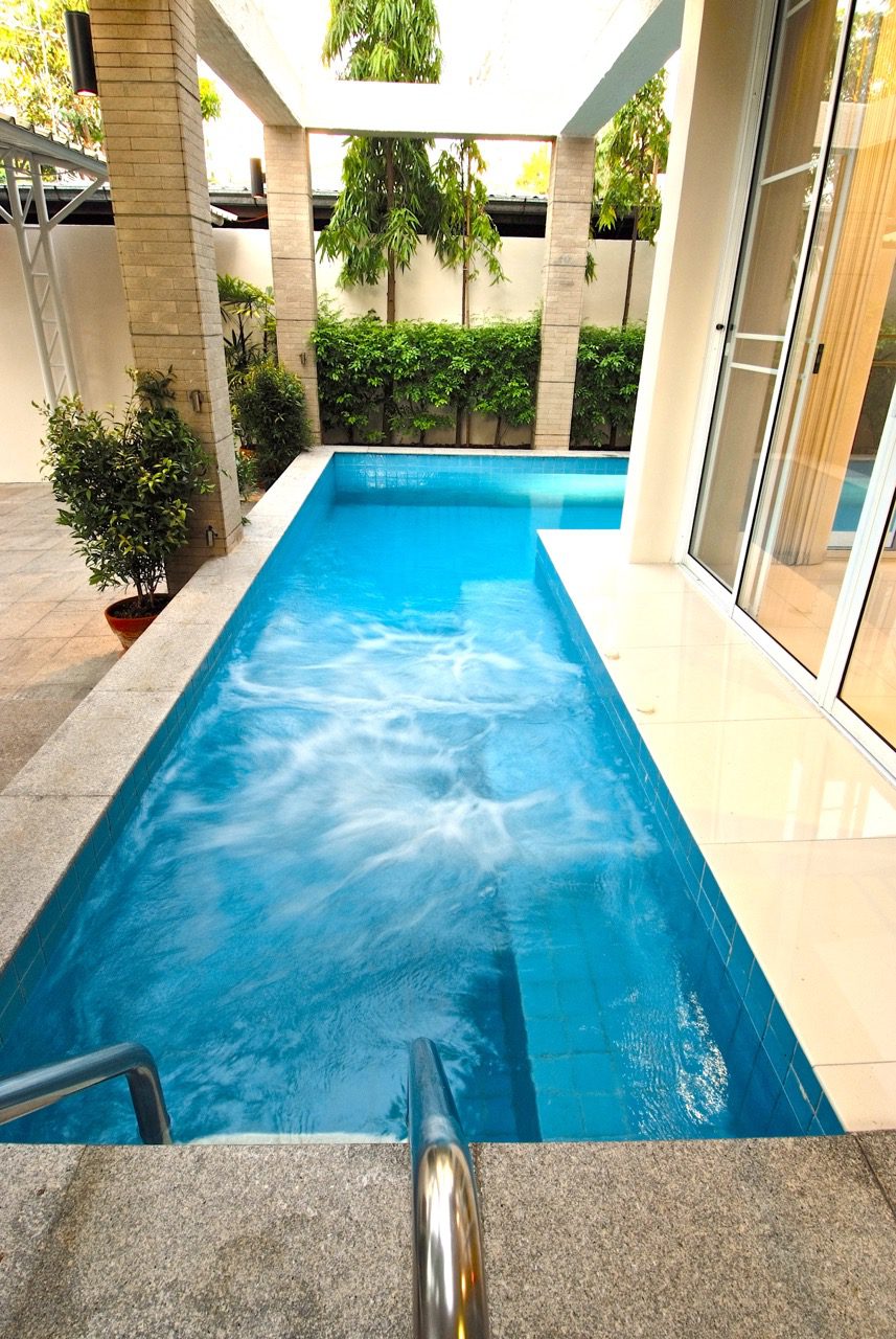 Modern Four Bedroom Detached House with Private Pool For Rent in Thong Lor