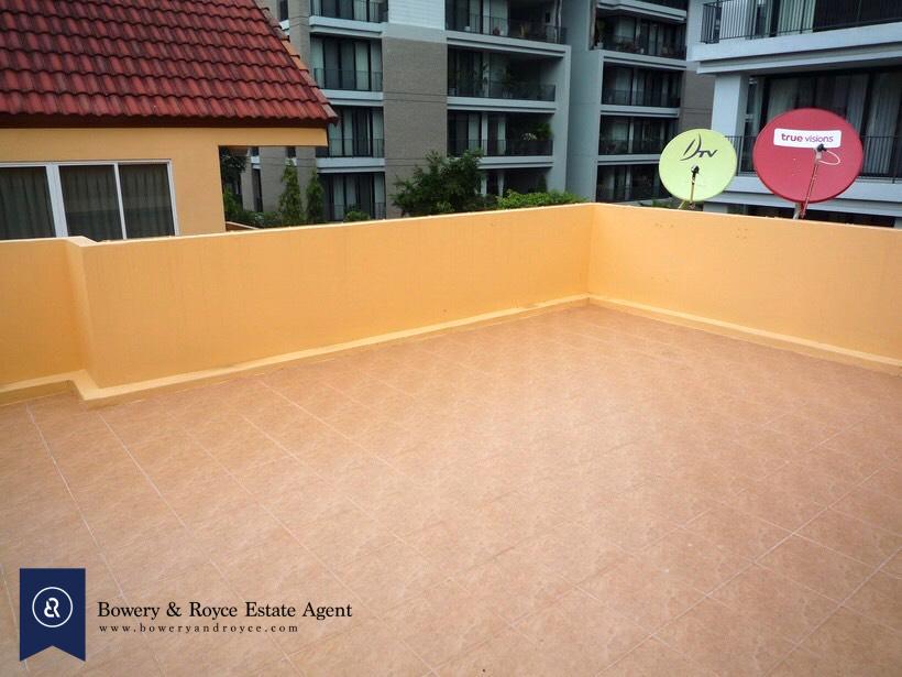 Delightful Four Bedroom Plus Maid Townhouse for Rent in Phrom Phong