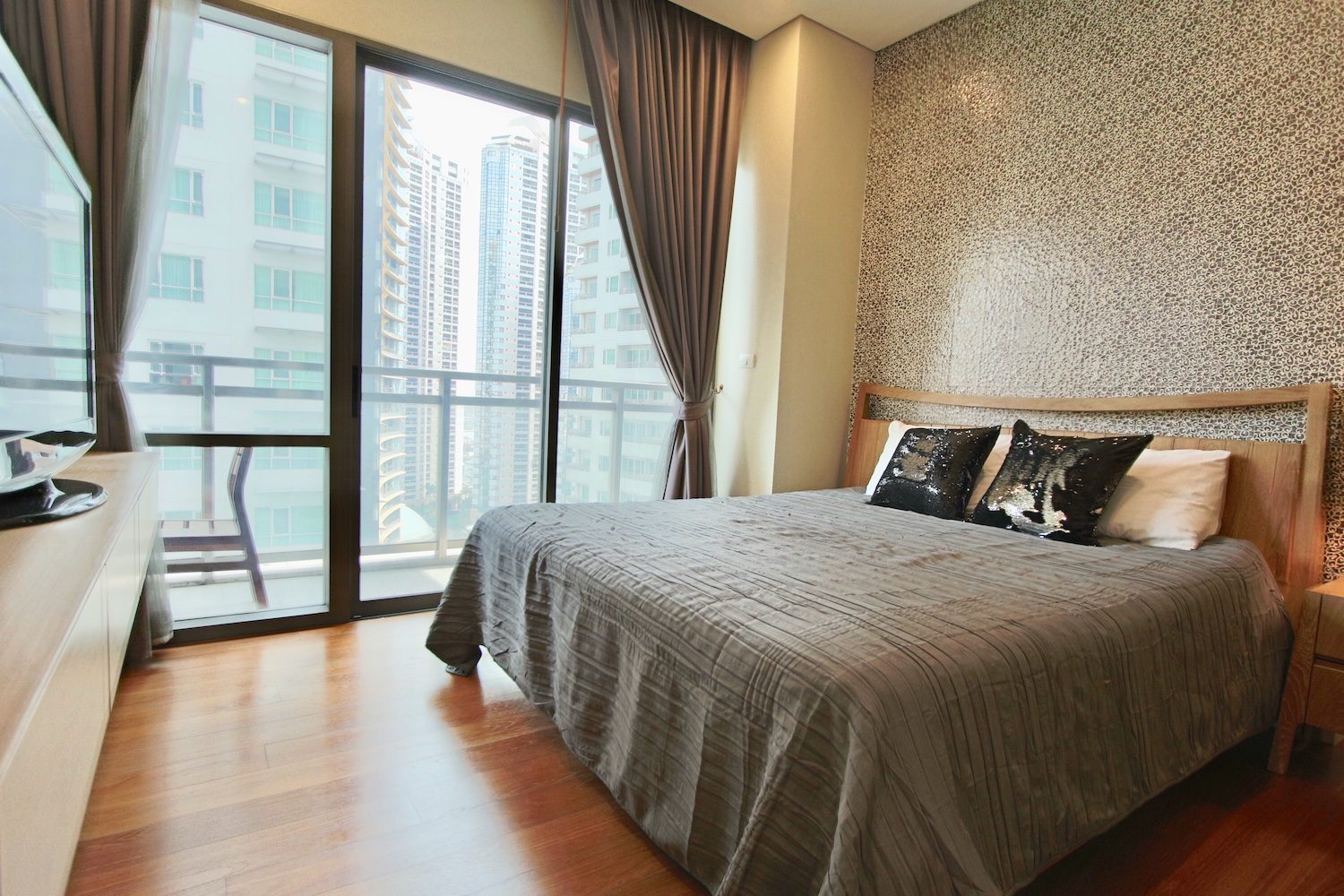 Desirable Two Bedroom Condo for Rent in Phrom Phong