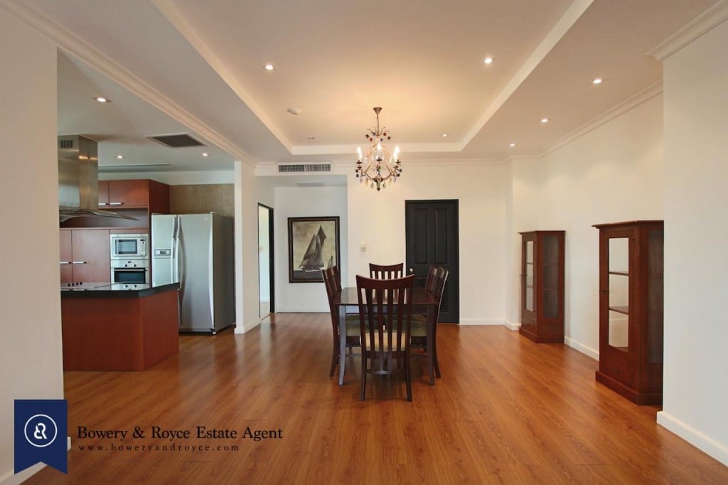 Elegant-Two-Bedroom-Condo-for-Rent-in-Phrom-Phong-1-1024x682