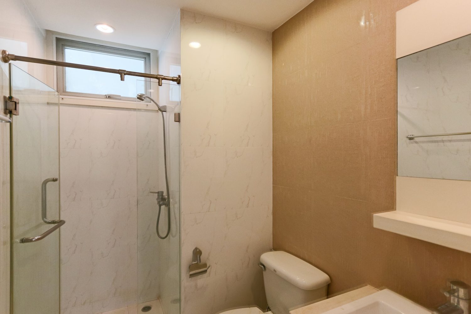 Spacious Two Bedroom Condo for Rent in Phrom Phong