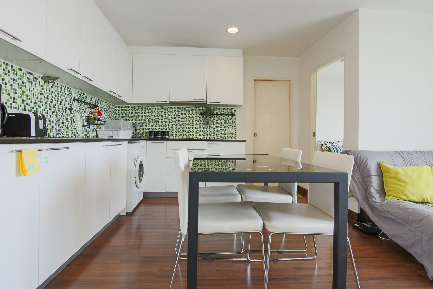Peaceful two bedroom condo for rent in Ekkamai