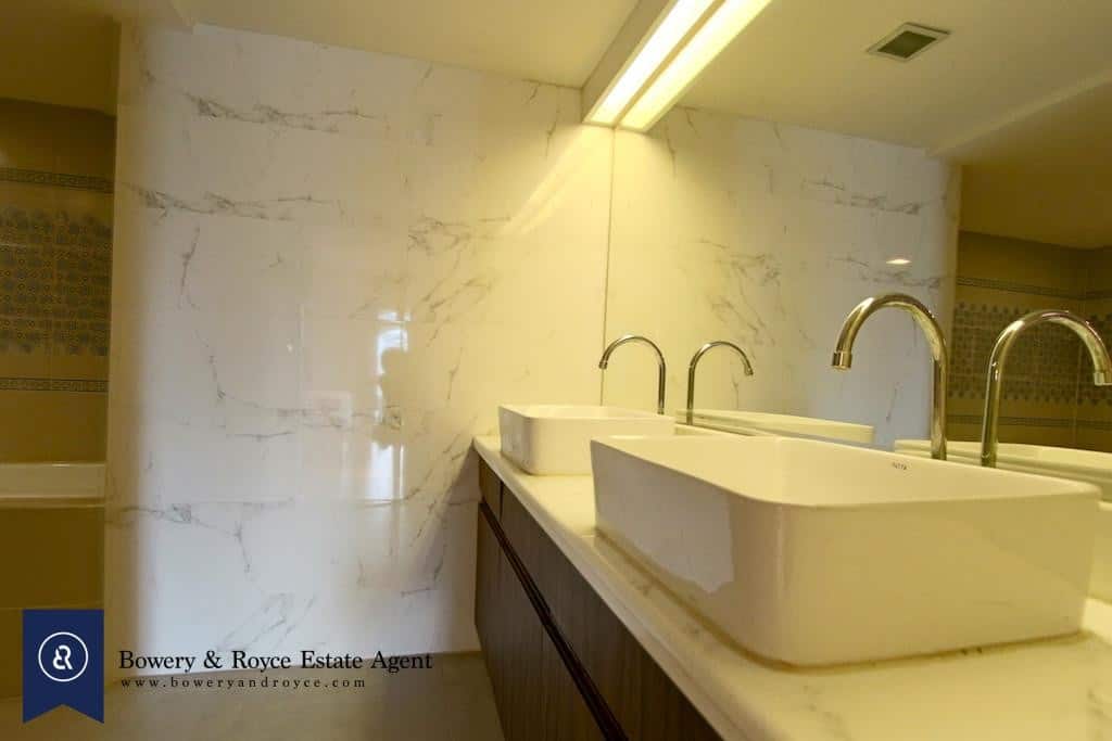 Immaculate Three Bedroom Plus Maid Condo for Rent and for Sale in Phrom Phong