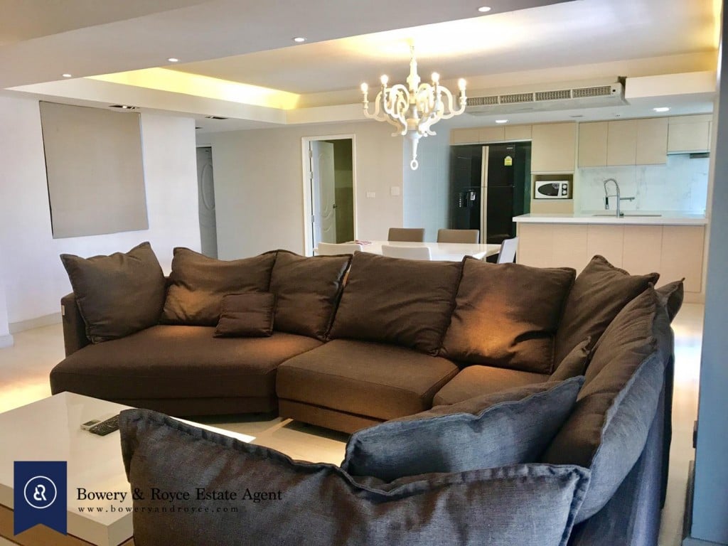 Immaculate Three Bedroom Plus Maid Condo for Rent and for Sale in Phrom Phong
