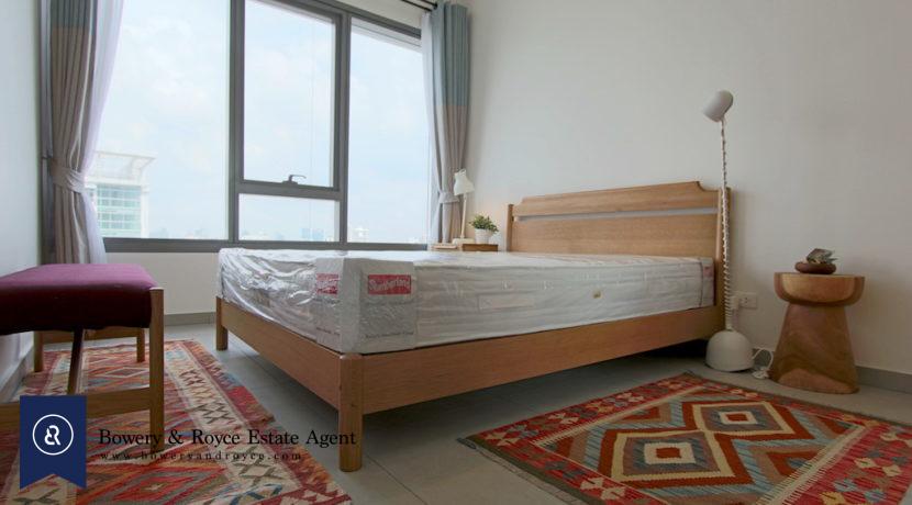 Loft Style One Bedroom Condo for Rent in Ekkamai