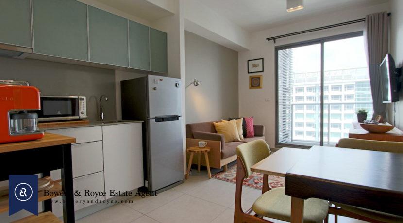 Loft Style One Bedroom Condo for Rent in Ekkamai
