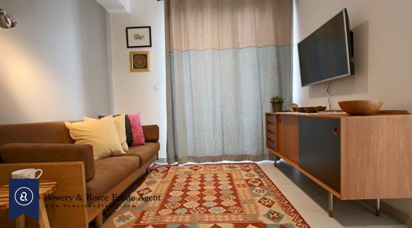 Loft Style One Bedroom Condo for Rent in Ekkamai