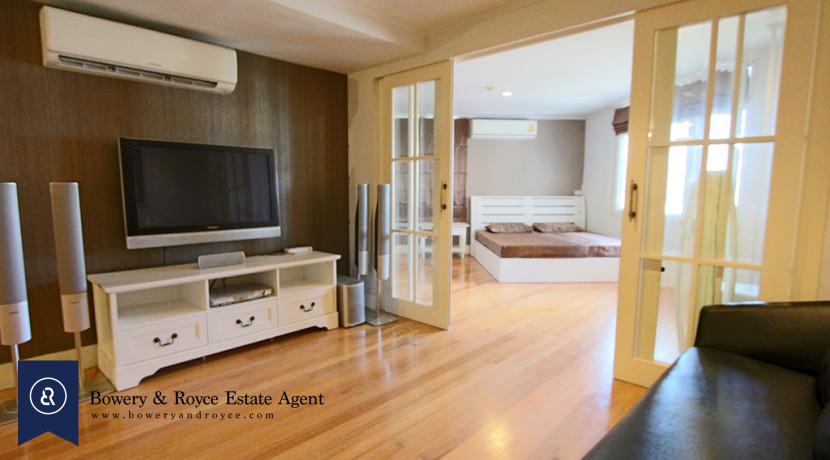 Lovely one bedroom condo for rent in Thonglor