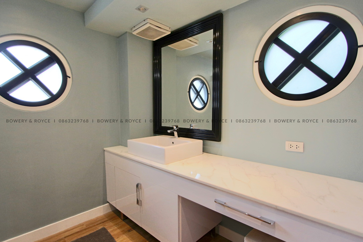 Professional Designed Three Bedroom Duplex for Rent in Ekkamai