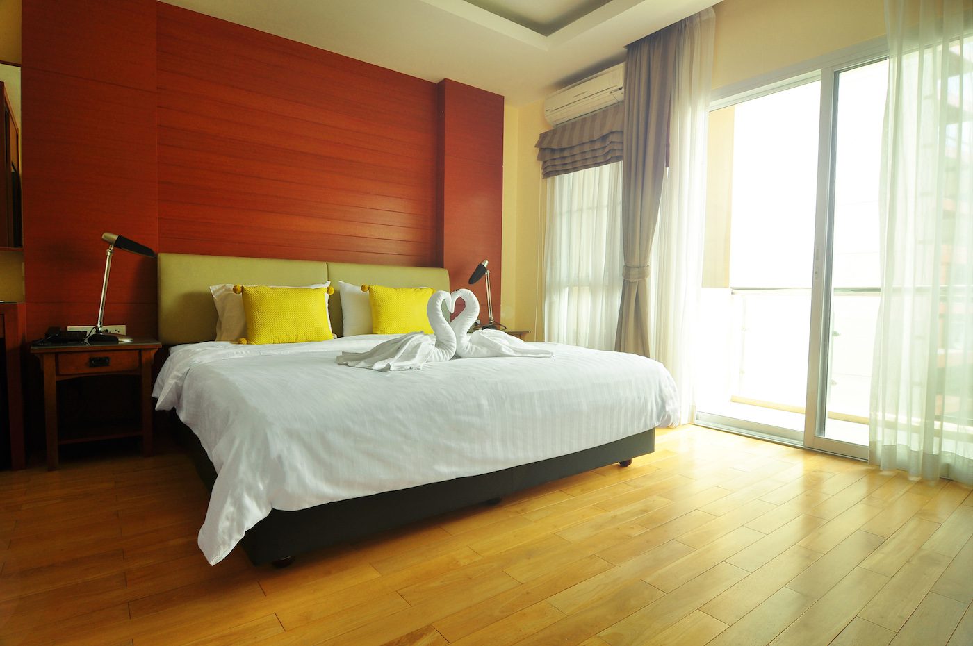 Residential One Bedroom Condo for Rent in Ekkamai-1