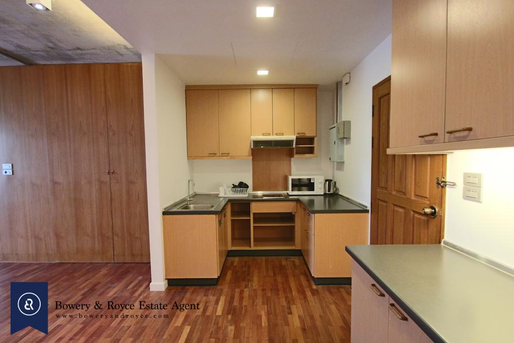 Spacious-One-Bedroom-Condo-for-Rent-in-Thong-Lor-6