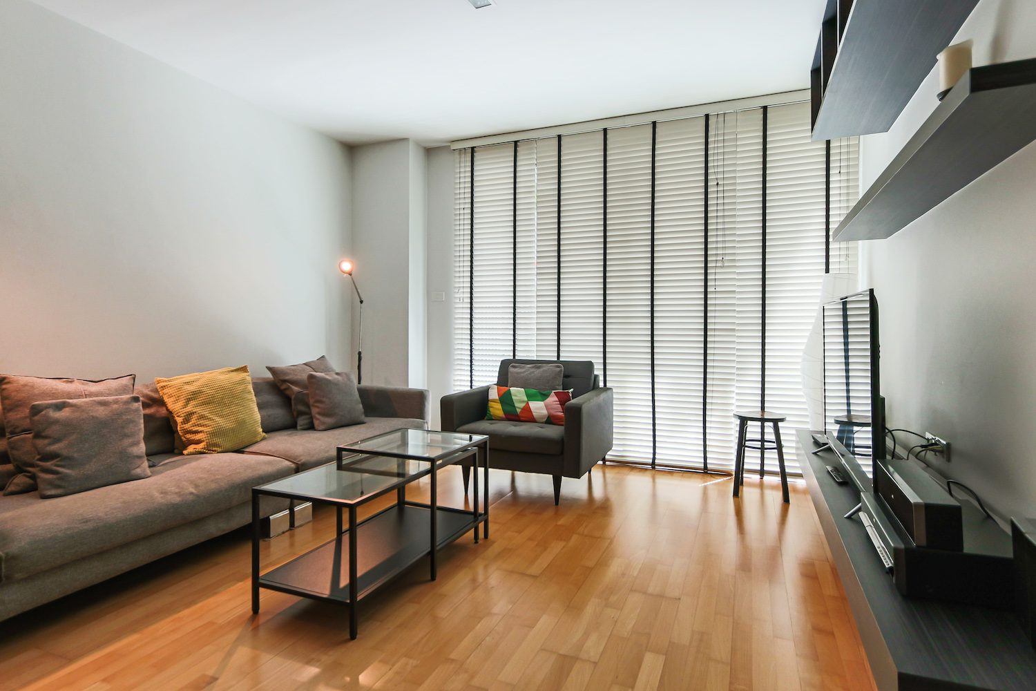 Stylish Two Bedroom Condo for Rent in Ekkamai